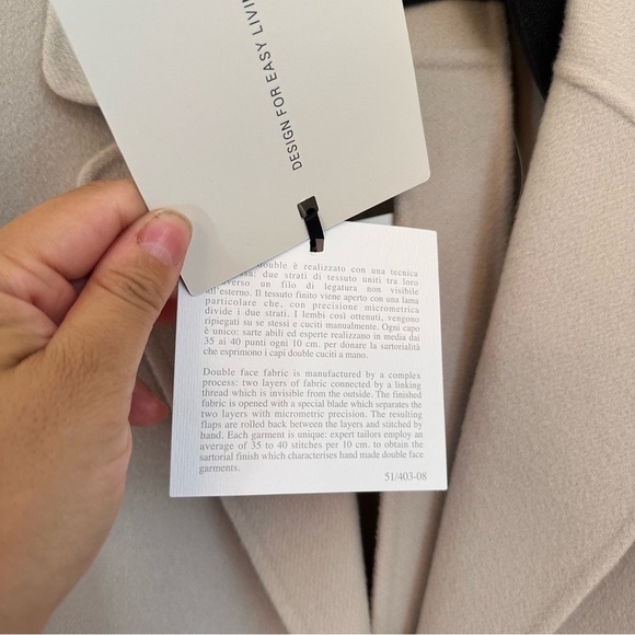 SOLD NWT ‘S Max Mara ‘Arona’ Double Faced Short Wool Coat with Belt Fall/Winter - Picture 15 of 17